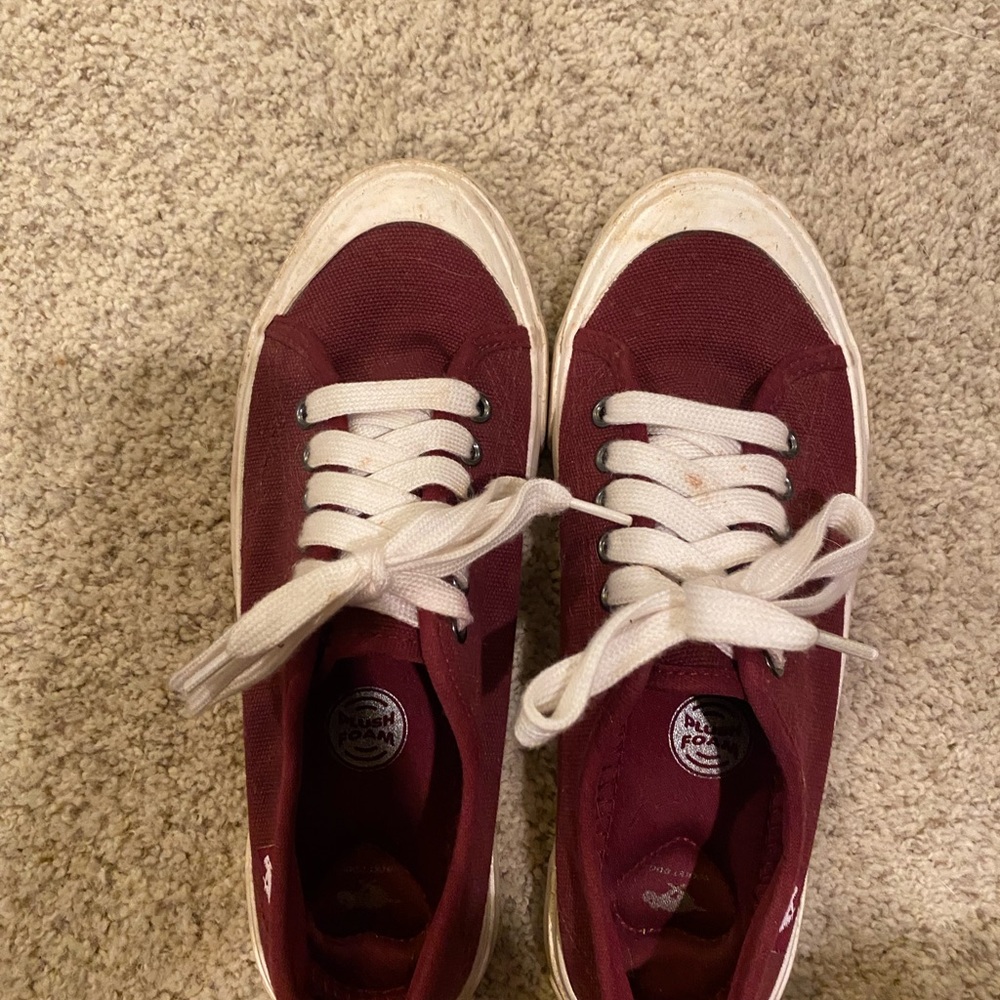 Rocket Dog Women's Burgundy Canvas Lace-Up Sneakers